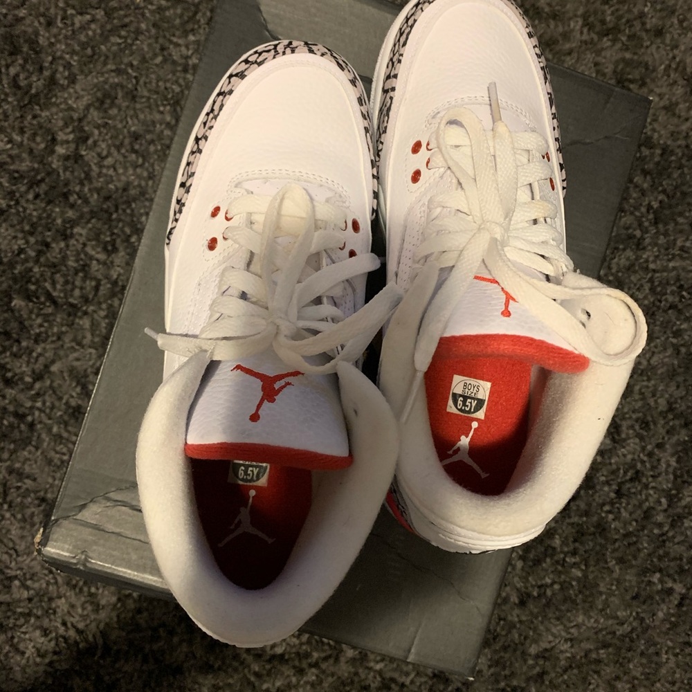 Jordan shoes - Picture 3 of 6